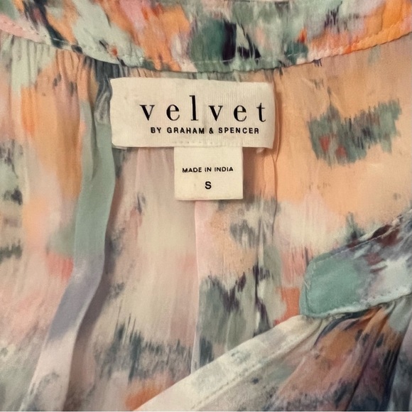 Velvet by Graham & Spencer Watercolor Floral V-neck Mini Long Sleeve Dress Small - Picture 12 of 15